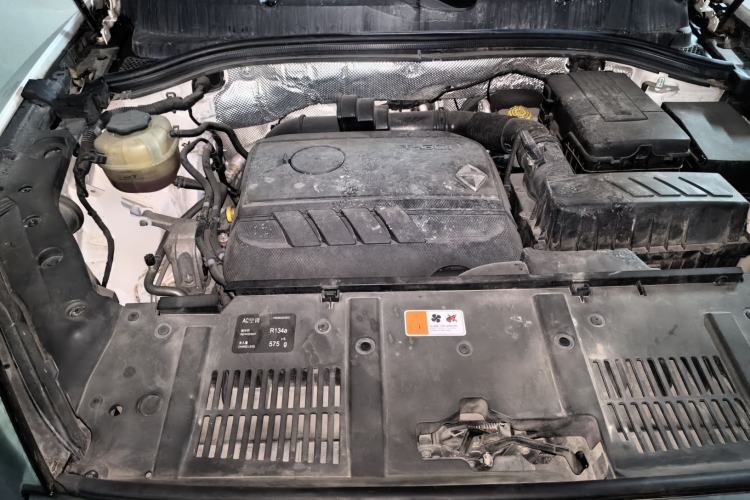 Used BORGWARD BX7 2016 28T 2WD Elite Edition 5-seater Engine Bay