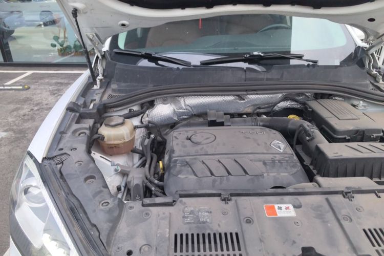 Used BORGWARD BX7 2016 28T Four-wheel Drive Luxury Edition 5 Seats Engine Bay Right