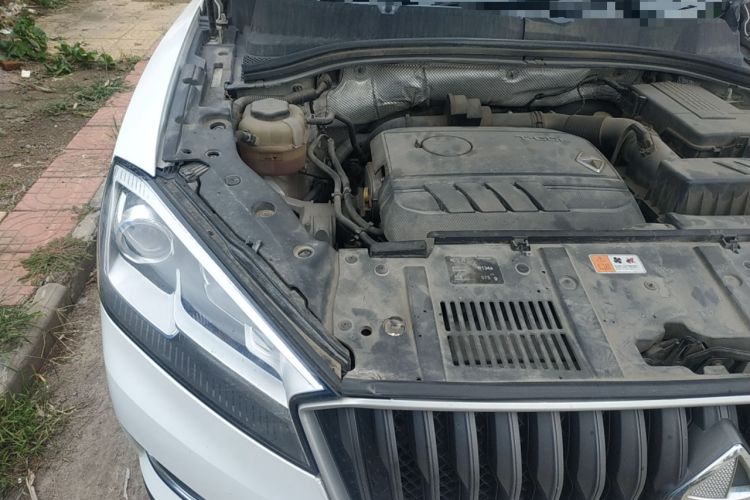 Used BORGWARD BX7 2016 28T 2WD Elite Edition 5-seater Engine Bay Right