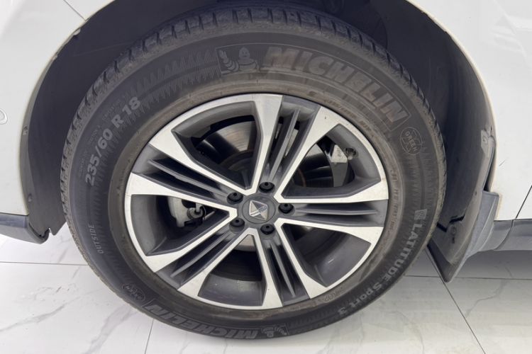 Used BORGWARD BX7 2016 28T Two-Wheel Drive Luxury Version 5 Seats Exterior 1