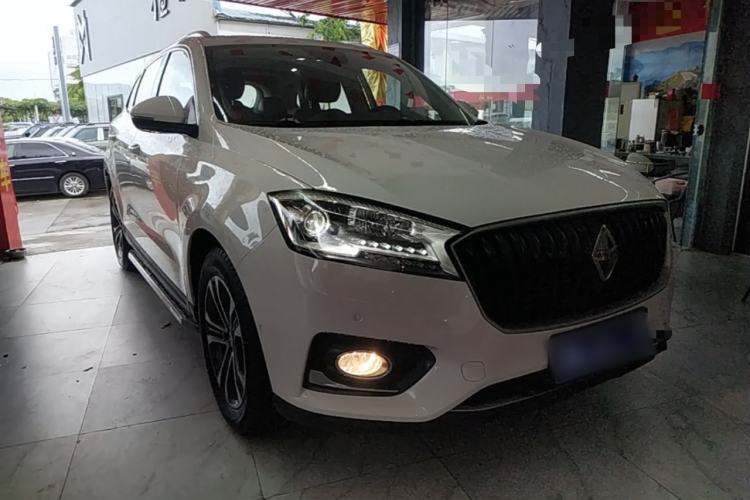 Used BORGWARD BX7 2016 28T Two-Wheel Drive Luxury Version 5 Seats Exterior 1