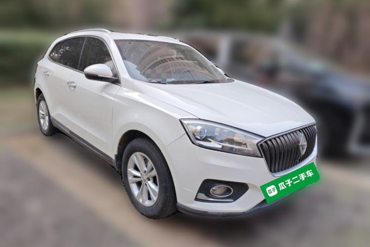 Used BORGWARD BX7 2016 28T 2WD Elite Edition 5-seater Front Right 45 Deg