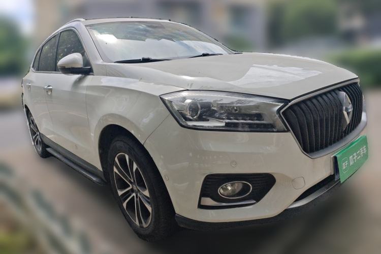 Used BORGWARD BX7 2016 28T Four-wheel Drive Luxury Edition 5 Seats Front Right 45 Deg