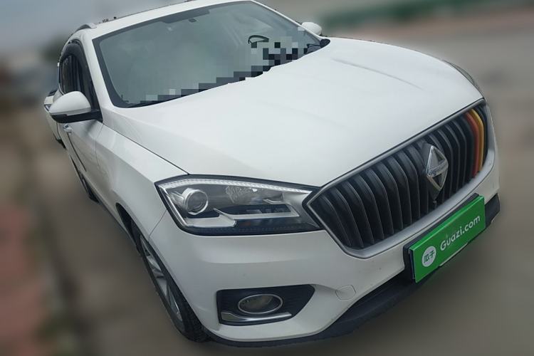 Used BORGWARD BX7 2016 28T 2WD Elite Edition 5-seater Front Right 45 Deg