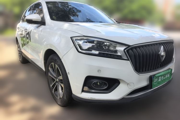 Used BORGWARD BX7 2016 28T Four-Wheel Drive Elite Edition 5 Seats Front Right 45 Deg