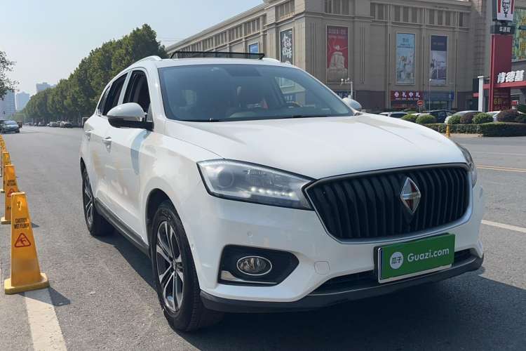 Used BORGWARD BX7 2016 28T Four-Wheel Drive Flagship Version 5 Seats Front Right 45 Deg
