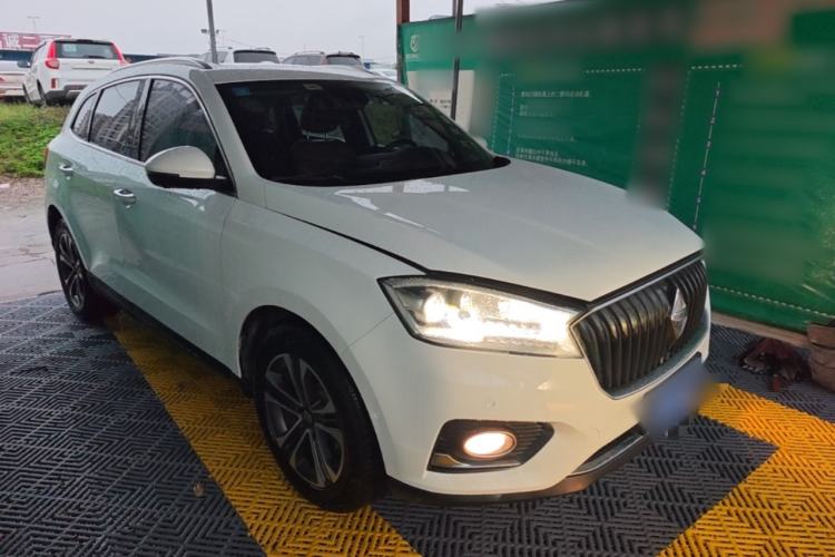 Used BORGWARD BX7 2016 28T Four-Wheel Drive Flagship Version 5 Seats Front Right 45 Deg