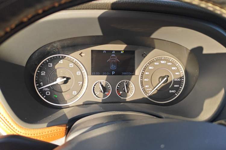 Used BORGWARD BX7 2016 28T Two-Wheel Drive Luxury Version 5 Seats Instrument Cluster