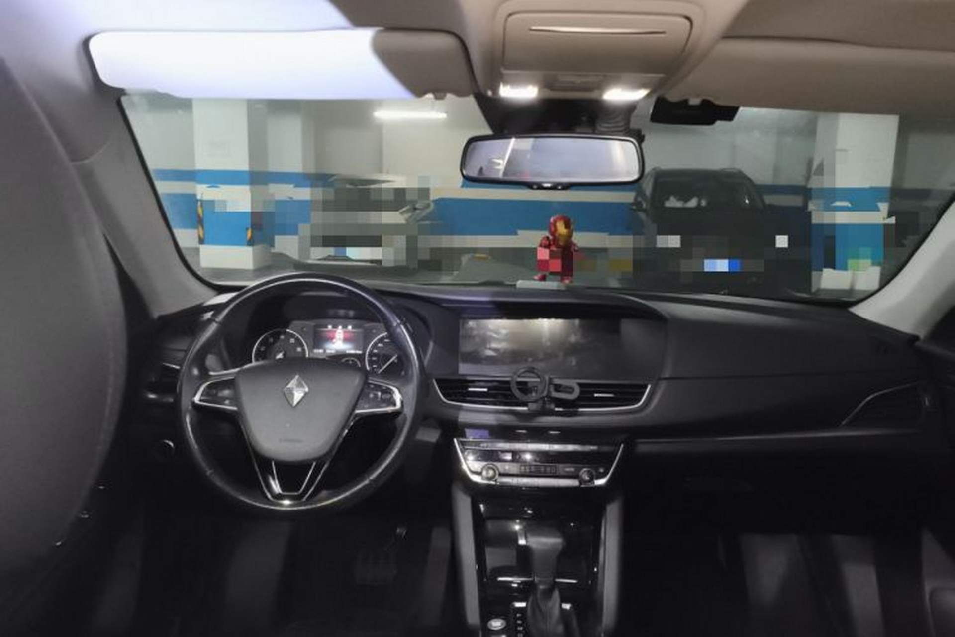 Used BORGWARD BX7 2016 28T Four-Wheel Drive Flagship Version 5 Seats Interior 2