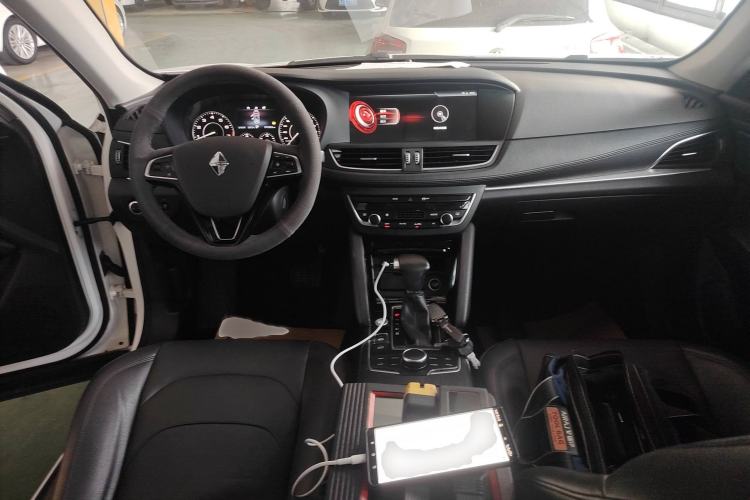 Used BORGWARD BX7 2016 28T 2WD Elite Edition 5-seater Interior 2