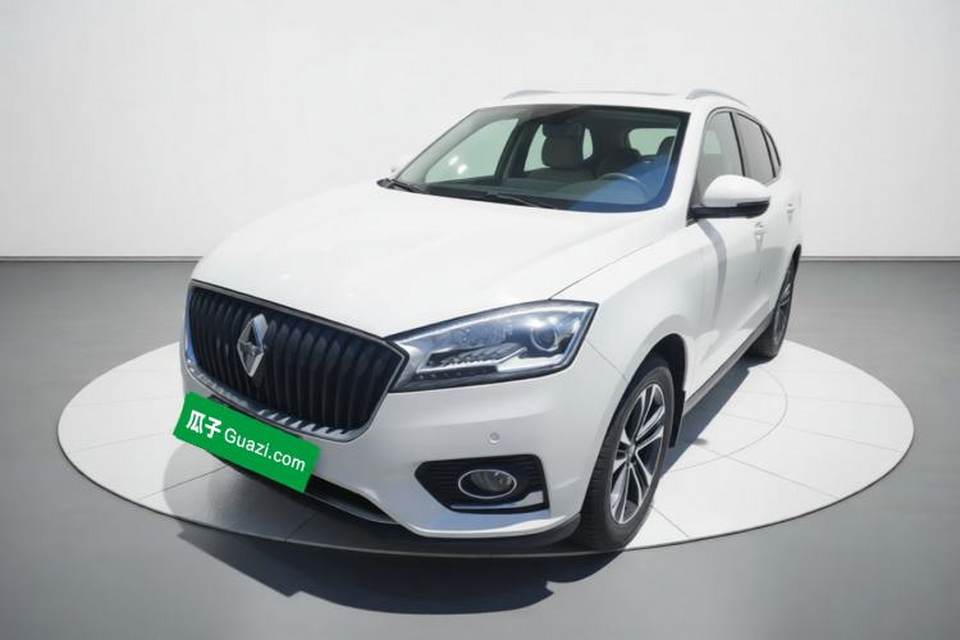 BORGWARD BX7 2016