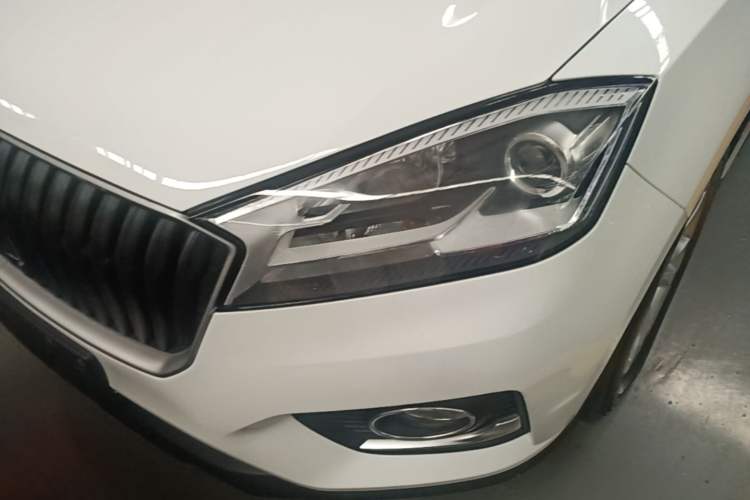 Used BORGWARD BX7 2016 28T 2WD Elite Edition 5-seater Left Front Headlight