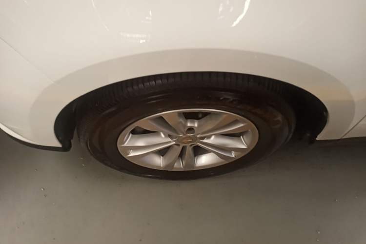 Used BORGWARD BX7 2016 28T 2WD Elite Edition 5-seater Left Front Wheel Hub