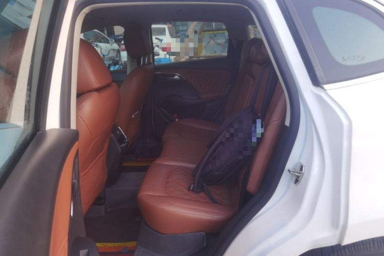 Used BORGWARD BX7 2016 28T Four-Wheel Drive Flagship Version 5 Seats Left Rear Seat