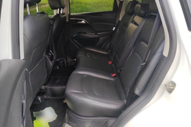 Used BORGWARD BX7 2016 28T Four-wheel Drive Luxury Edition 5 Seats Left Rear Seat