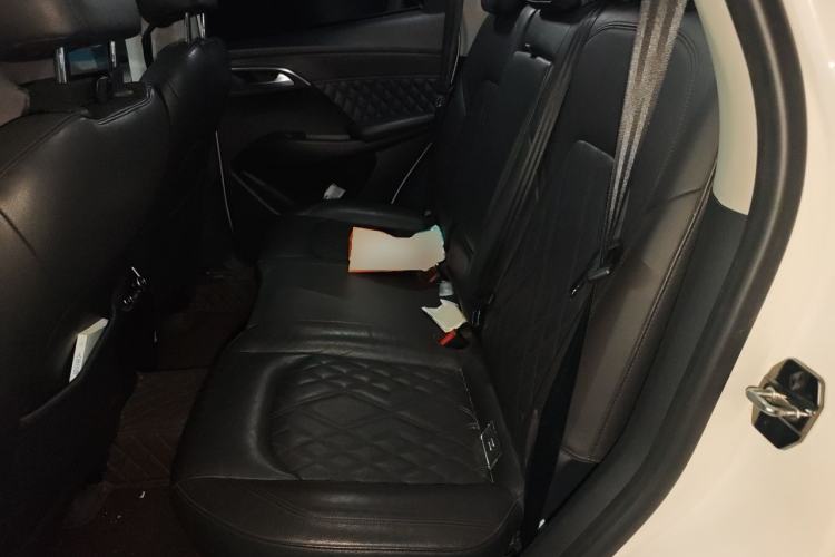 Used BORGWARD BX7 2016 28T Four-Wheel Drive Flagship Version 5 Seats Left Rear Seat