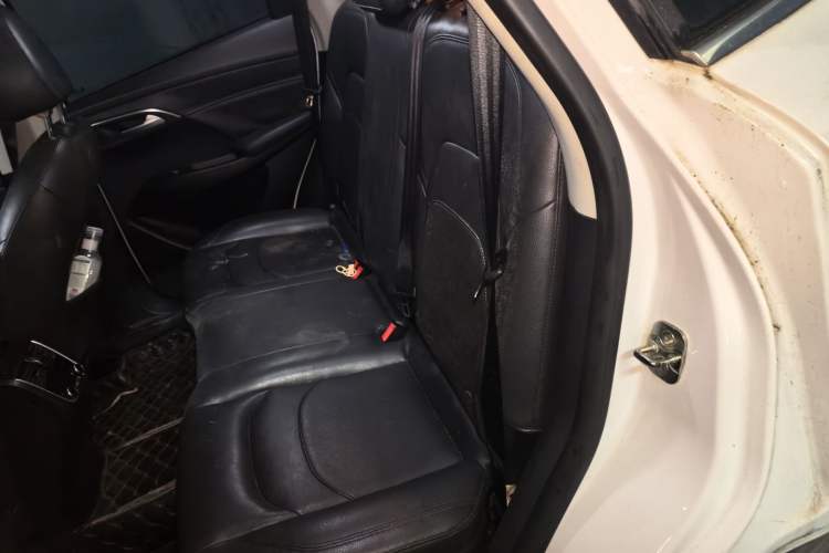 Used BORGWARD BX7 2016 28T 2WD Elite Edition 5-seater Left Rear Seat