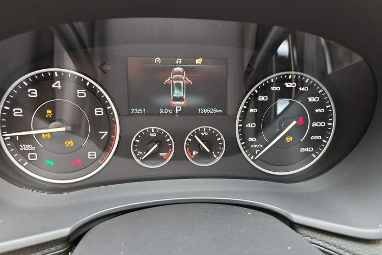 Used BORGWARD BX7 2016 28T 2WD Elite Edition 5-seater Odometer Close Up