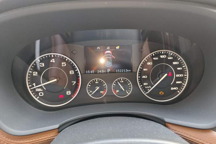 Used BORGWARD BX7 2016 28T Four-wheel Drive Luxury Edition 5 Seats Odometer Close Up