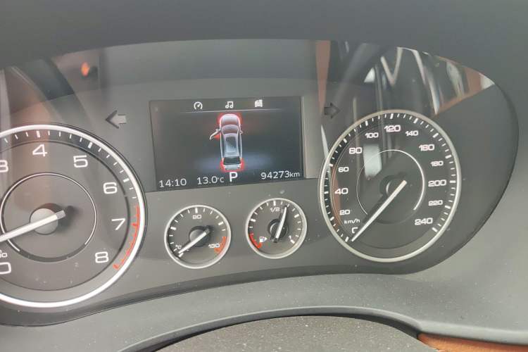 Used BORGWARD BX7 2016 28T Four-Wheel Drive Flagship Version 5 Seats Odometer Close Up