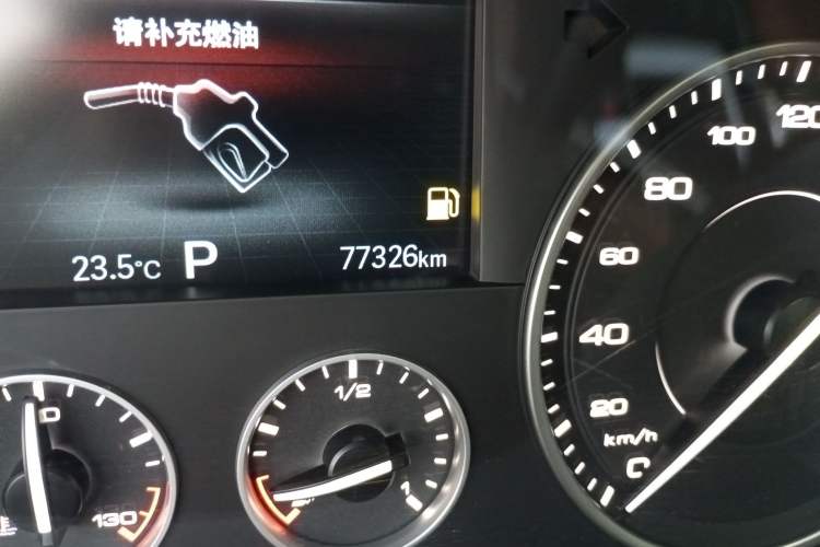 Used BORGWARD BX7 2016 28T Four-Wheel Drive Flagship Version 5 Seats Odometer Close Up