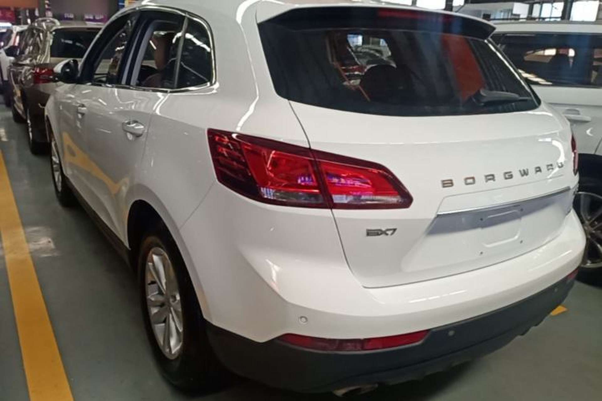 Used BORGWARD BX7 2016 28T 2WD Elite Edition 5-seater Rear Left 45 Deg