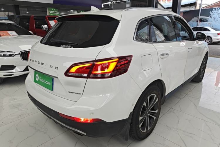 Used BORGWARD BX7 2016 28T Two-Wheel Drive Luxury Version 5 Seats Rear Right 45 Deg