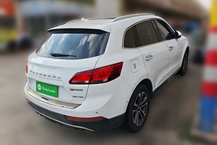 Used BORGWARD BX7 2016 28T Two-Wheel Drive Luxury Version 5 Seats Rear Right 45 Deg
