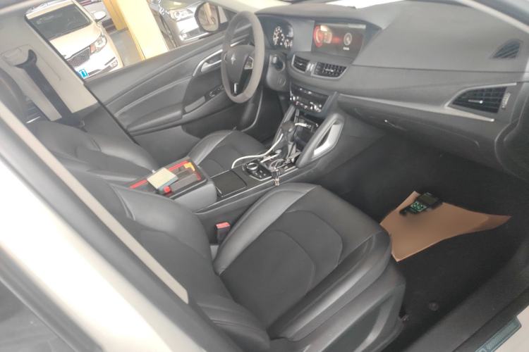 Used BORGWARD BX7 2016 28T 2WD Elite Edition 5-seater Right Front Seat