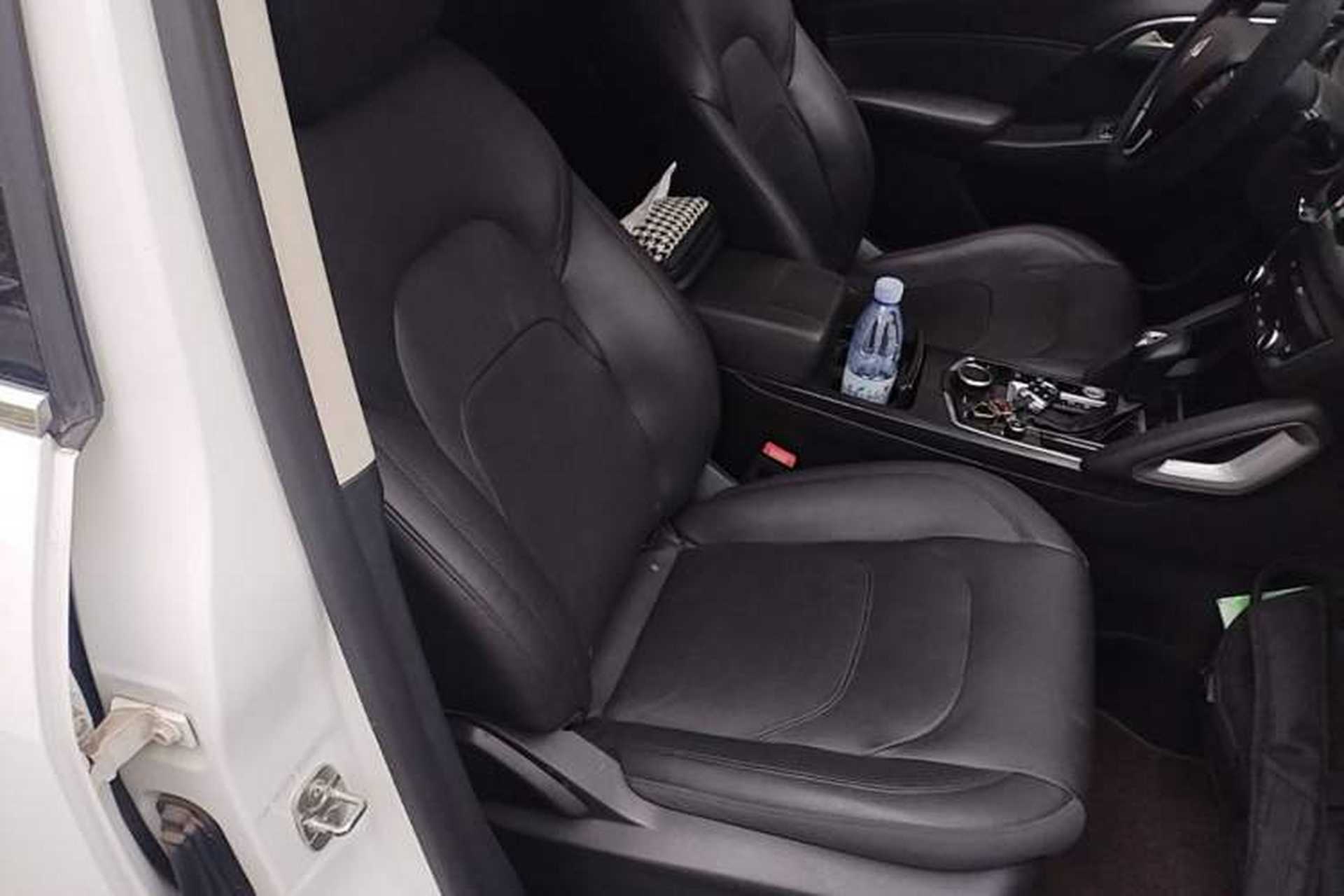 Used BORGWARD BX7 2016 28T 2WD Elite Edition 5-seater Right Front Seat