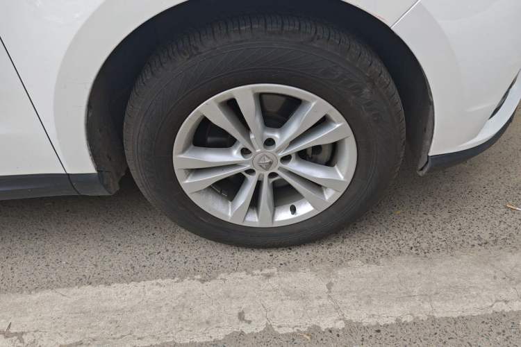Used BORGWARD BX7 2016 28T 2WD Elite Edition 5-seater Right Front Wheel Hub