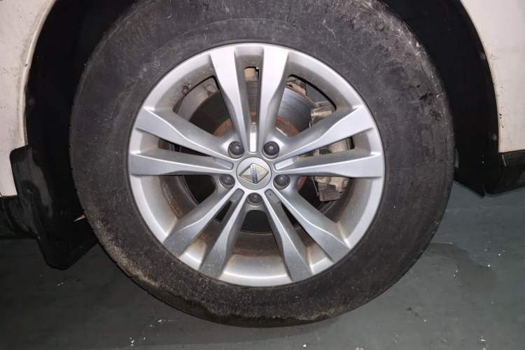 Used BORGWARD BX7 2016 28T 2WD Elite Edition 5-seater Right Front Wheel Hub