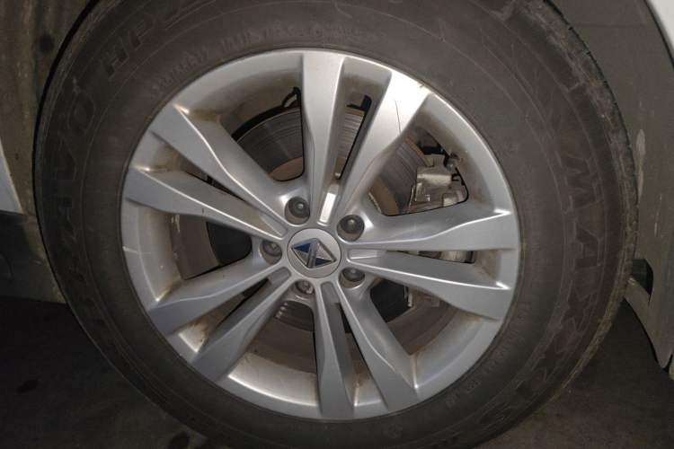 Used BORGWARD BX7 2016 28T 2WD Elite Edition 5-seater Right Front Wheel Hub
