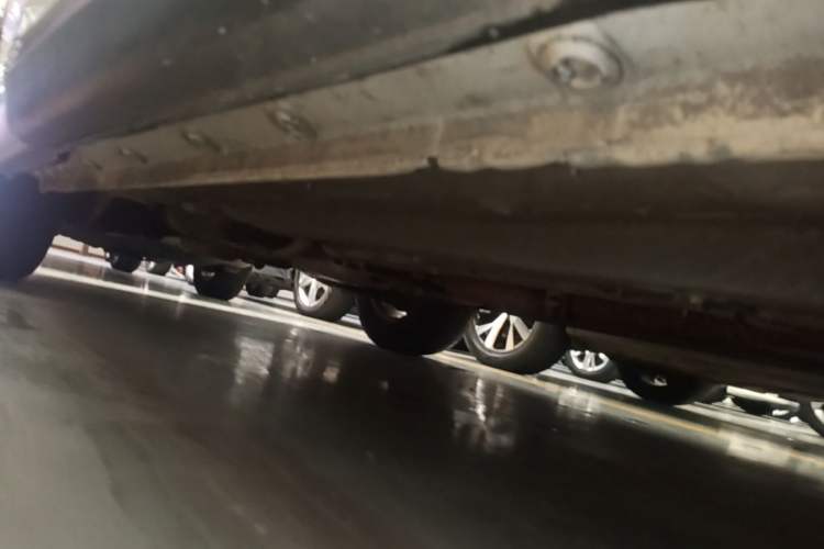 Used BORGWARD BX7 2016 28T 2WD Elite Edition 5-seater Right Side Sill