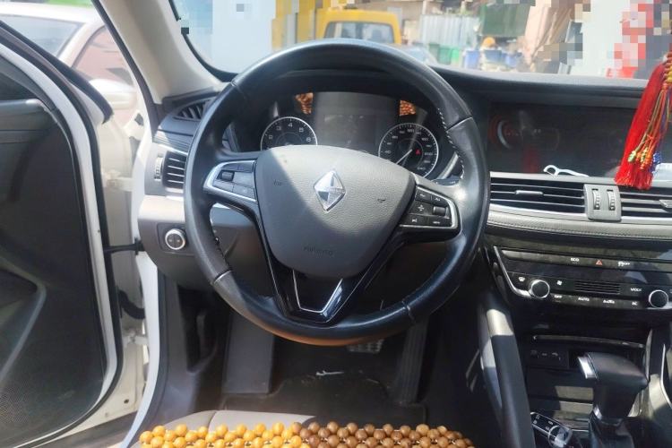 Used BORGWARD BX7 2016 28T 2WD Elite Edition 5-seater Steering Wheel