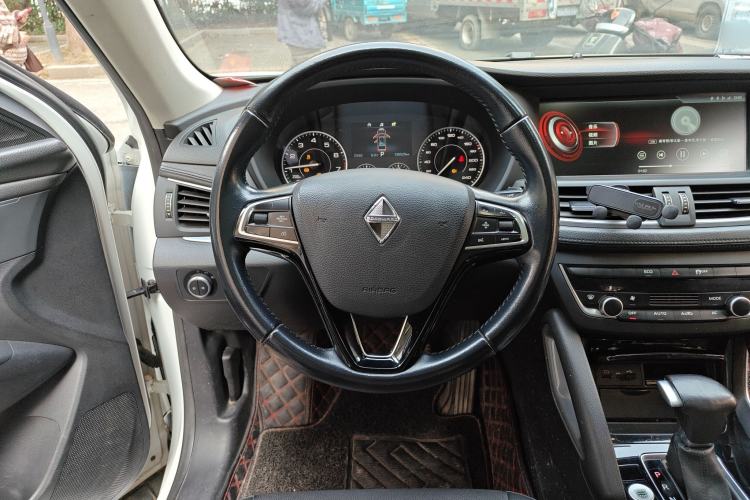 Used BORGWARD BX7 2016 28T 2WD Elite Edition 5-seater Steering Wheel
