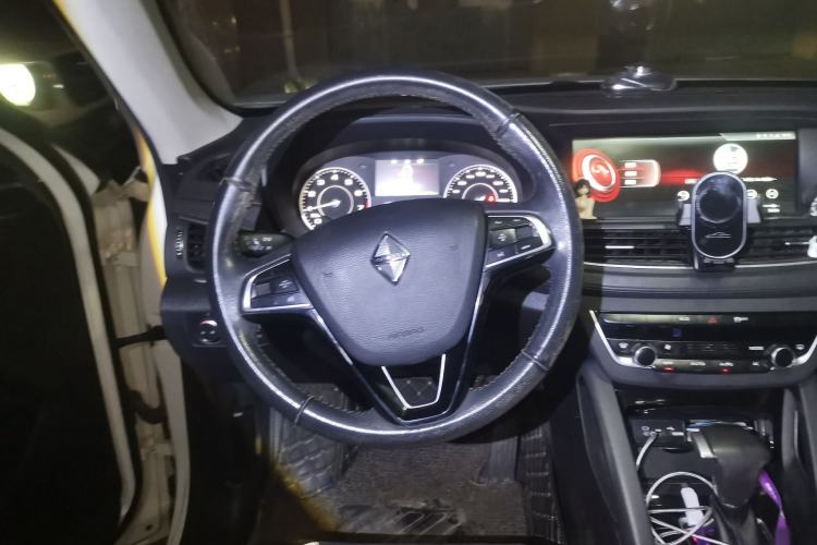 Used BORGWARD BX7 2016 28T 2WD Elite Edition 5-seater Steering Wheel