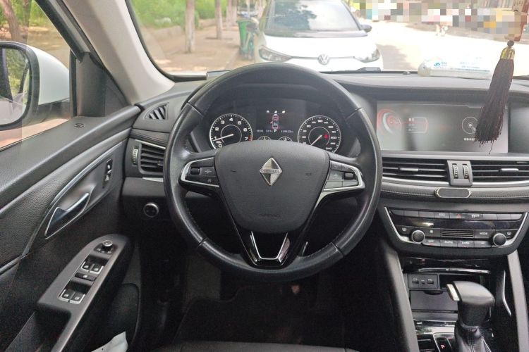 Used BORGWARD BX7 2016 28T 2WD Elite Edition 5-seater Steering Wheel