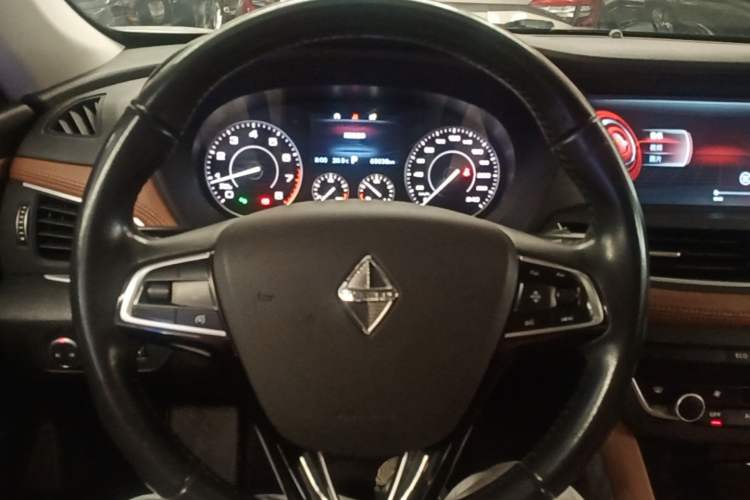 Used BORGWARD BX7 2016 28T 2WD Elite Edition 5-seater Steering Wheel