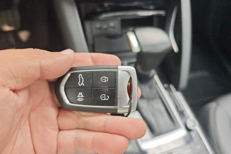 Used BORGWARD BX7 2016 28T 2WD Elite Edition 5-seater Vehicle Key
