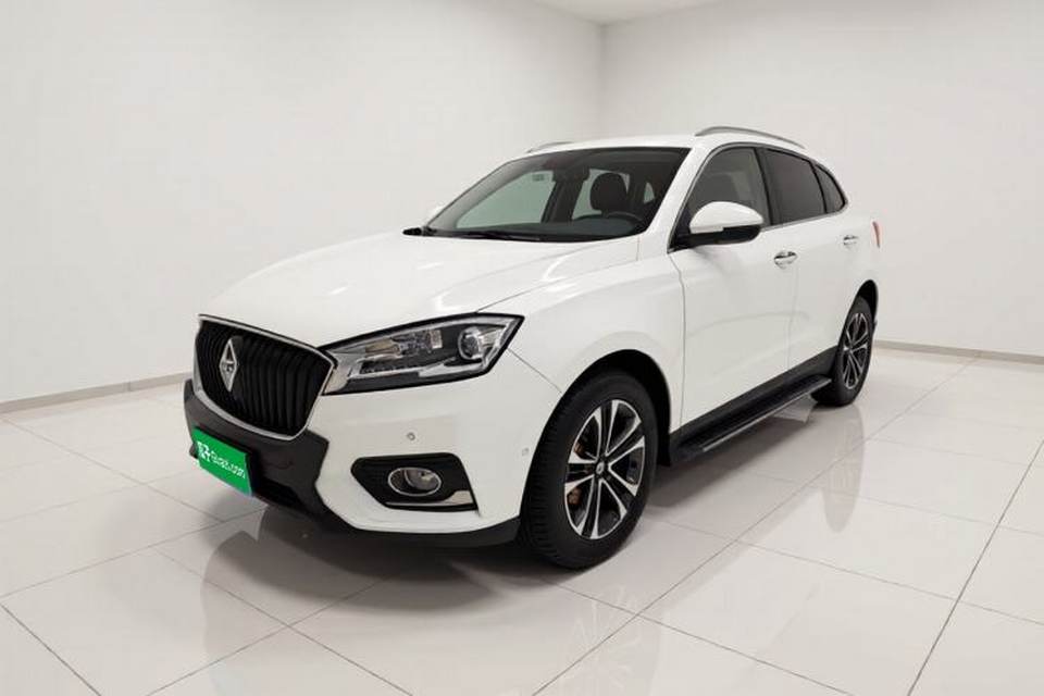BORGWARD BX7 2016