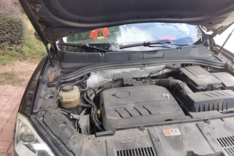 Used BORGWARD BX7 2016 28T 2WD Elite Edition 5-seater Engine Bay Right