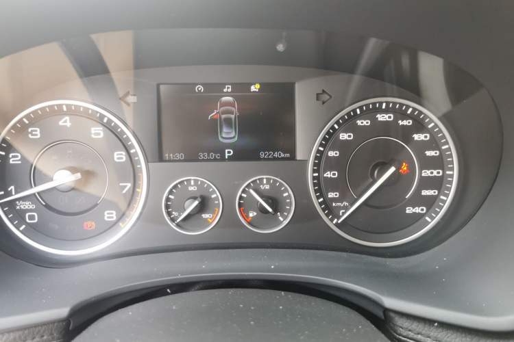 Used BORGWARD BX7 2016 28T 2WD Elite Edition 5-seater Odometer Close Up