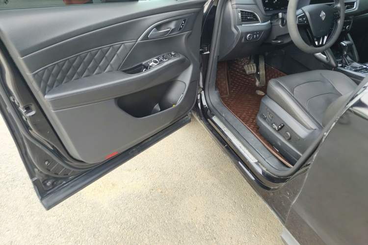 Used BORGWARD BX7 2018 28T Four-Wheel Drive Flagship Version 5 Seats China V Emission Standard Driver Seat