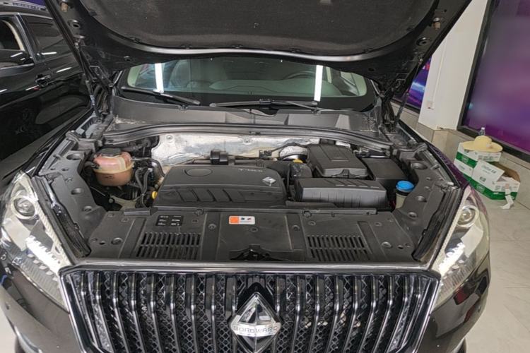 Used BORGWARD BX7 2018 28T Four-Wheel Drive Flagship Version 7 Seats China V Engine Bay