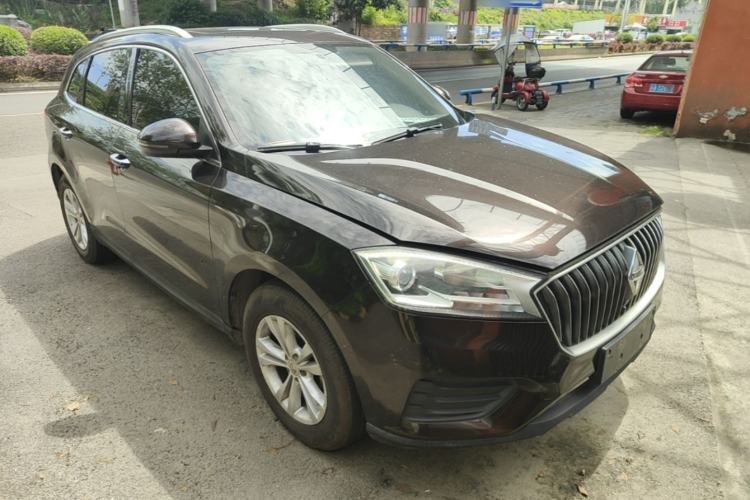 Used BORGWARD BX7 2018 28T 2WD Comfort Version 5 Seats China VI Emission Standard Front Right 45 Deg