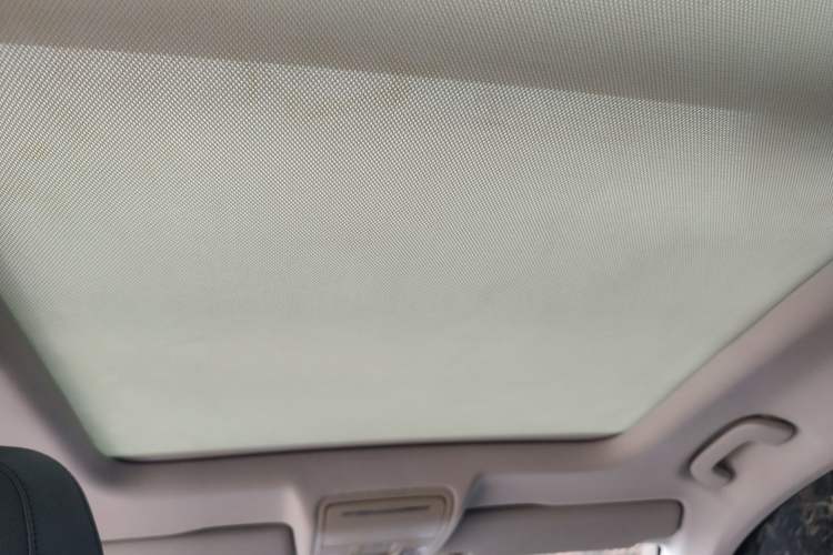 Used BORGWARD BX7 2018 28T Four-Wheel Drive Flagship Version 5 Seats China V Emission Standard Headliner