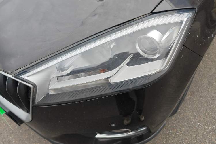 Used BORGWARD BX7 2018 28T Two-Wheel Drive Premium 7-Seater China VI Left Front Headlight