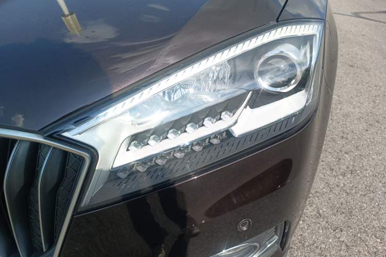 Used BORGWARD BX7 2018 28T Four-Wheel Drive Flagship Version 5 Seats China V Emission Standard Left Front Headlight