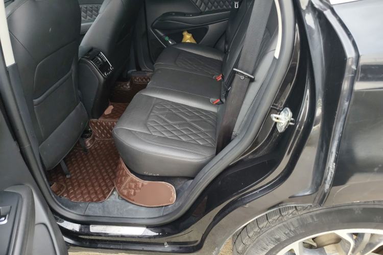 Used BORGWARD BX7 2018 28T Four-Wheel Drive Flagship Version 5 Seats China V Emission Standard Left Rear Seat